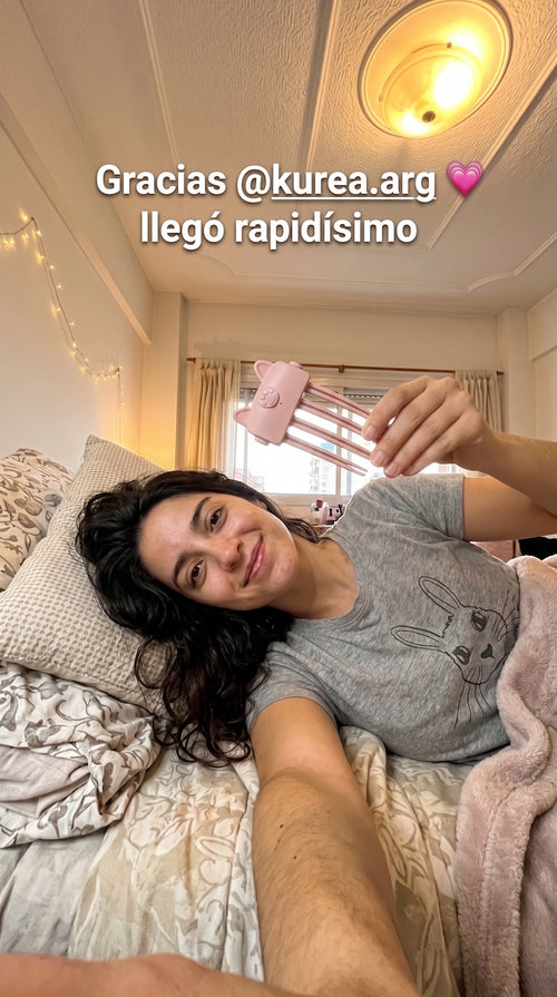 Clienta recibiendo su Kurea